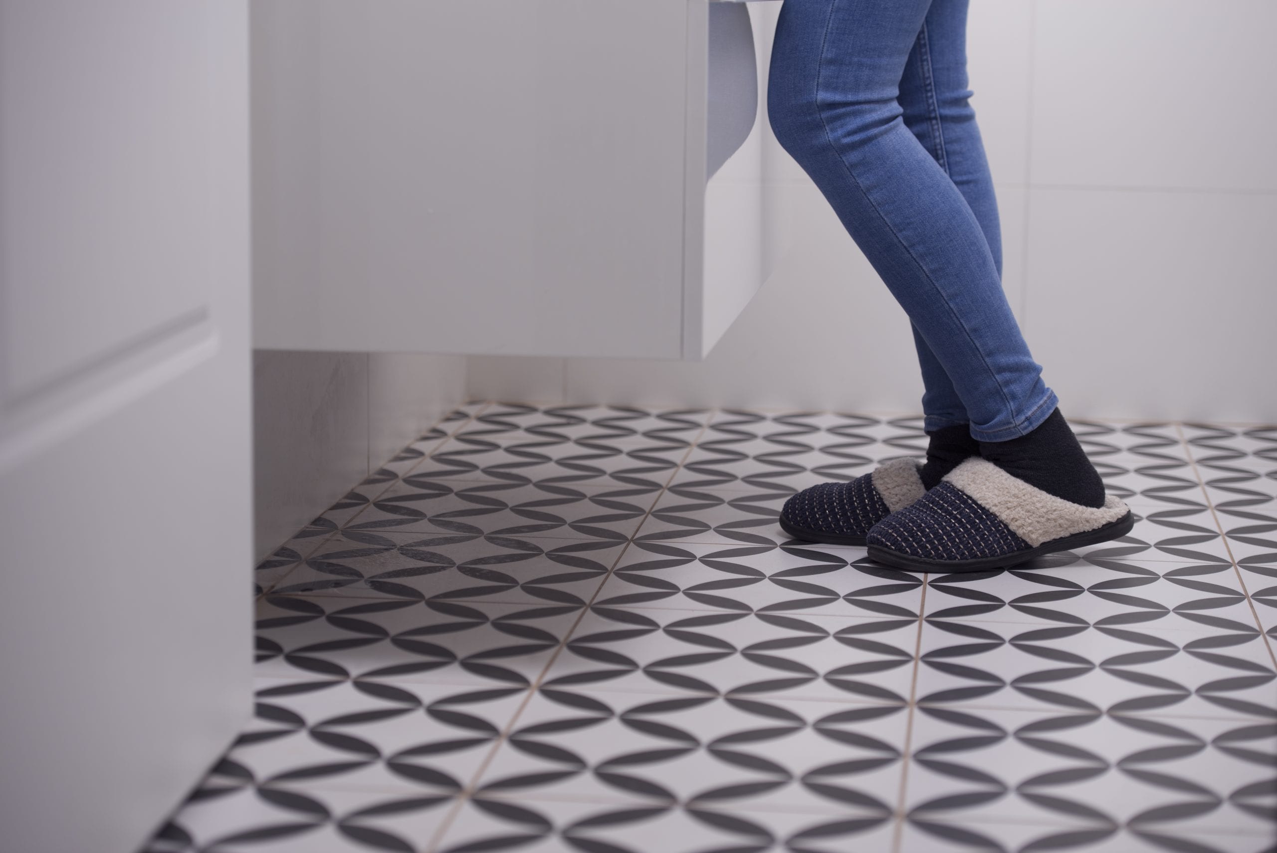 Non Slip Flooring For Your Bathroom, Best Tile For Bathroom Floor Non Slip